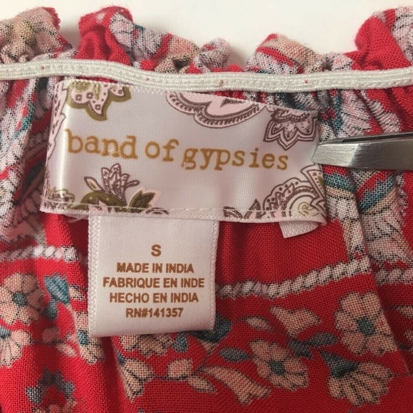 Band Of Gypsies Romper Red Nordic Floral Sz S - Picture 8 of 8